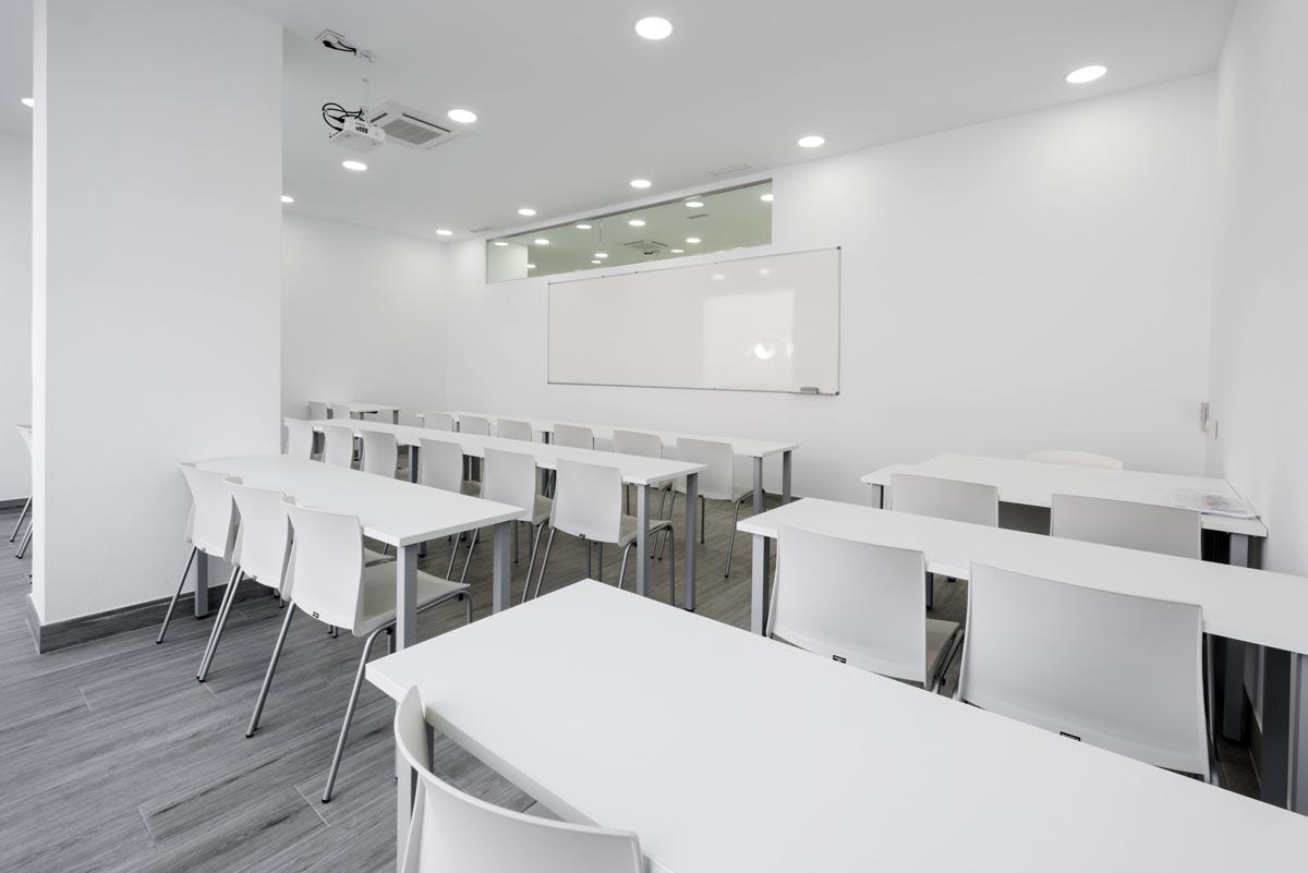 Aula de preparación de oposiciones en Academias Unitec